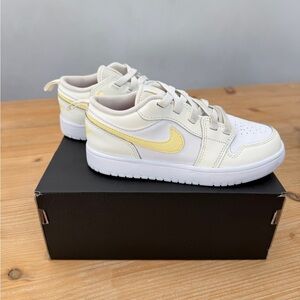 Kids Jordan 1 Low Alt (PS)